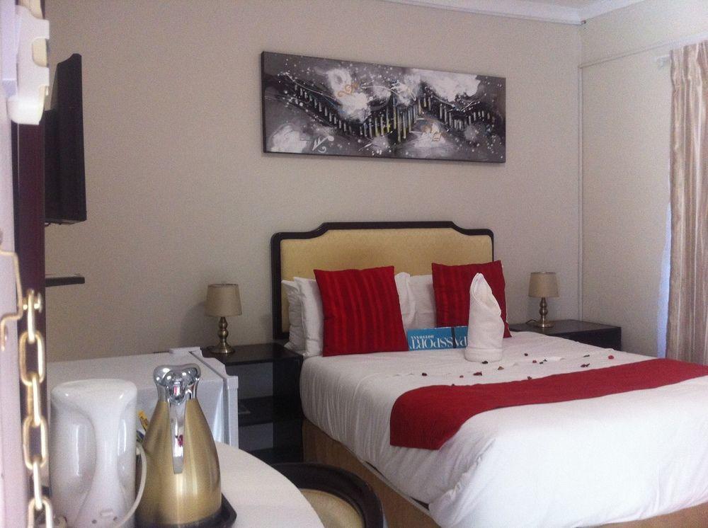 Hill View Inn Serowe 외부 사진