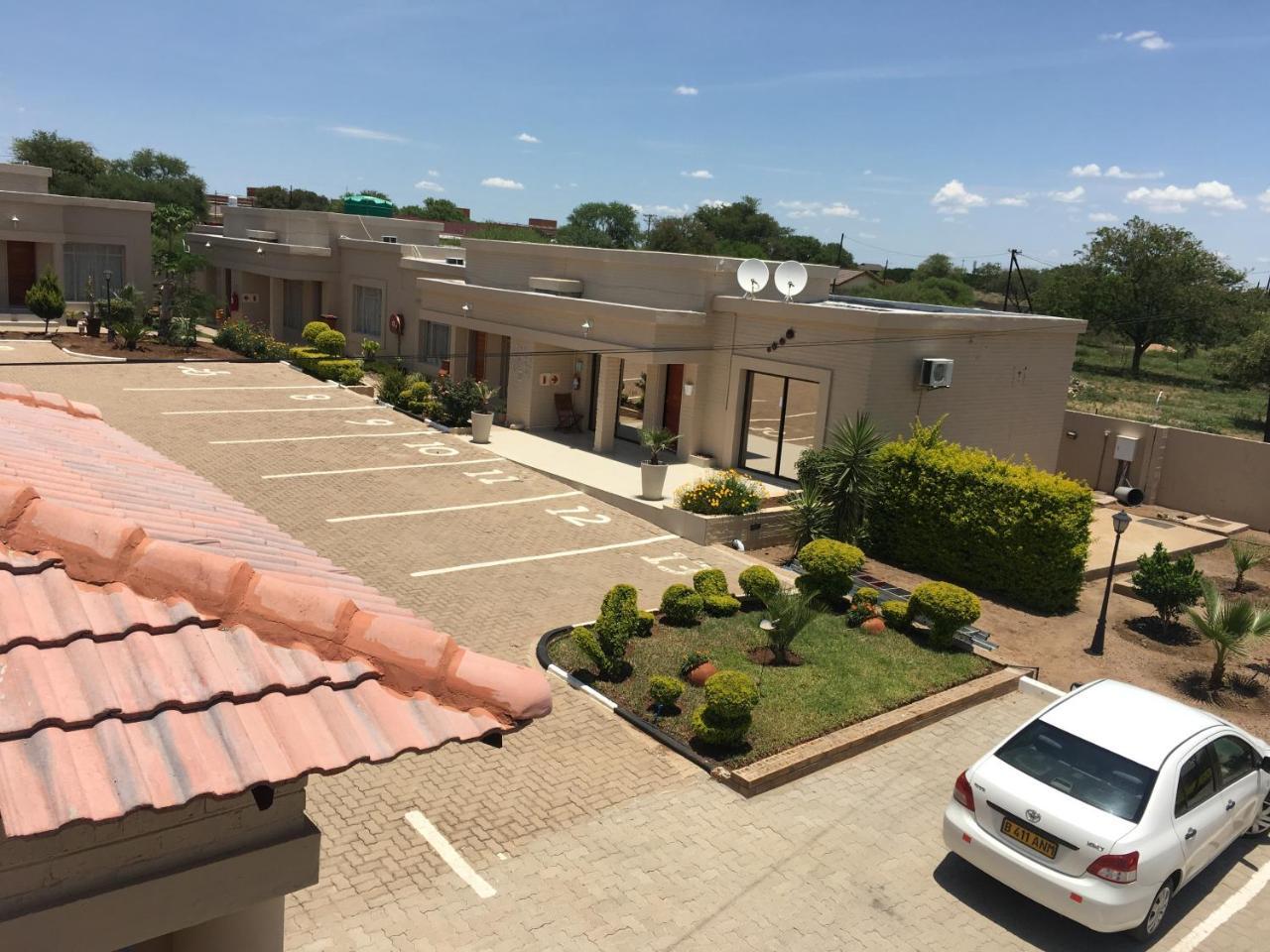 Hill View Inn Serowe 외부 사진